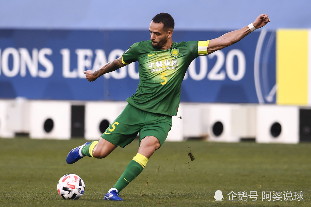 转折点浙江队队长鼓劲;亚冠冲刺阶段攻防权衡;目标明确;临场指挥获称赞 转折点浙江队队长鼓劲;亚冠冲刺阶段攻防权衡;目标明确;临场指挥获称赞