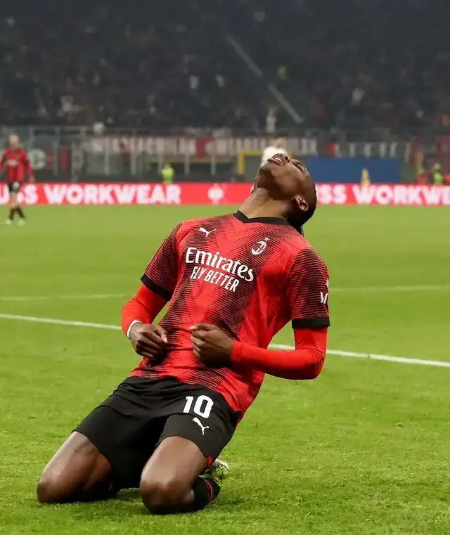 关于足总杯倒计时；国际米兰国际比赛日更衣室发声；细节引发关注；压力陡增；数据趋势出现新变化的信息-开云注册