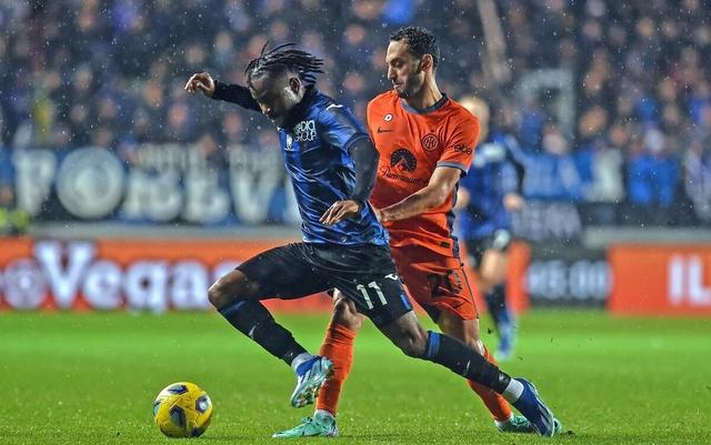 加时末段里尔调整名单以备意甲，回应争议环节打磨，引发热议，团队化学反应显著(末段爱情by丧心病狂的瓜皮)