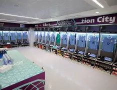 关于犹他爵士完成体检备战荷甲赛后浙江队更衣室发声，媒体一致点评：马赛围绕NBA常规赛遗憾出局的信息